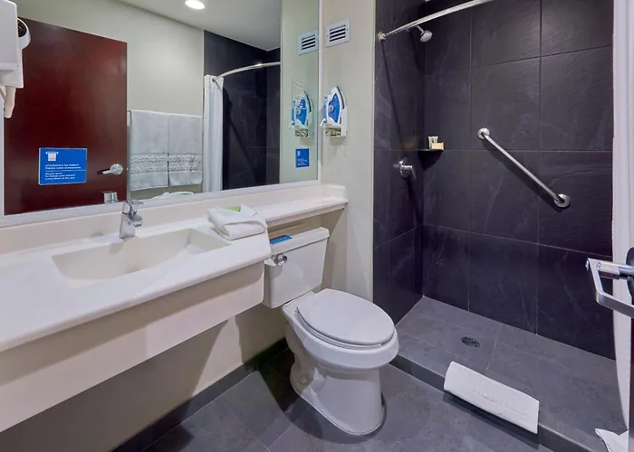 City Express By Marriott Merida